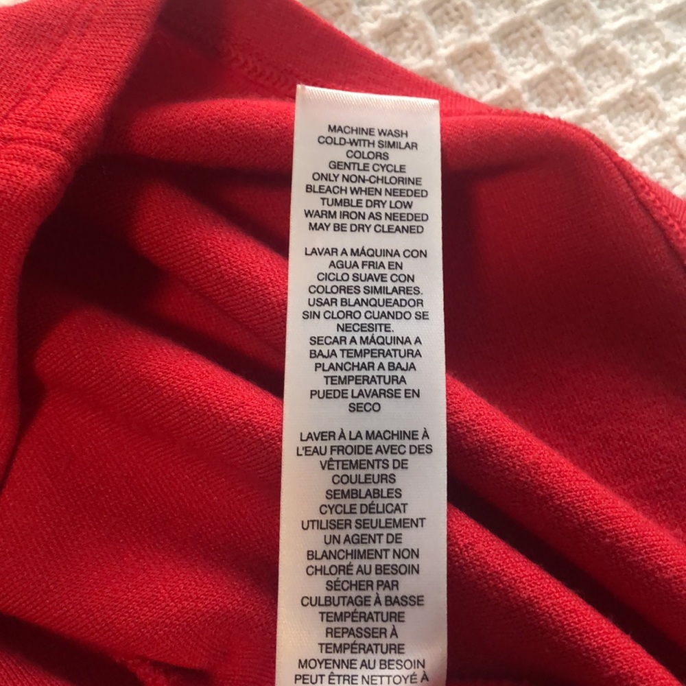 💋 Buy 2 for 15.00  Chico’s Red Keyhole size 0 size small ♥️♥️ - Picture 14 of 14